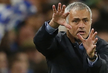 Hé lộ chi tiết hợp đồng của Mourinho với M.U