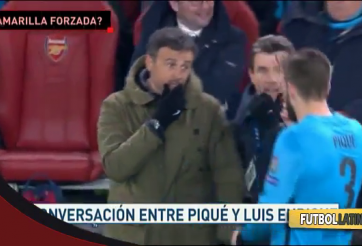 VIDEO: Toàn cảnh nghi án HLV Enrique chỉ đạo Gerard Pique tẩy thẻ