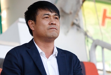 HLV Hữu Thắng không hài lòng với trọng tài trận HAGL - Đà Nẵng