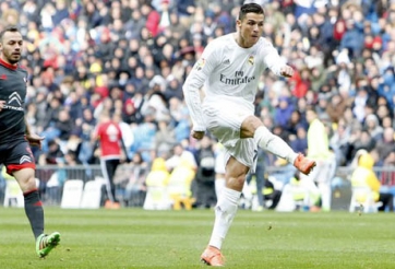 Ronaldo lập poker, Real hủy diệt Celta Vigo