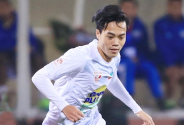 VIDEO: Những pha bóng ấn tượng của Văn Toàn trước Than Quảng Ninh