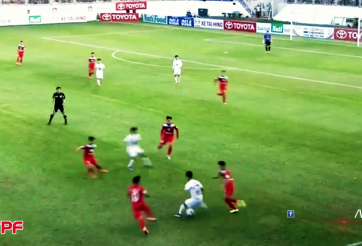 VIDEO: Văn Thành (HAGL) ngoặt bóng biến 2 cầu thủ Quảng Ninh thành gã hề