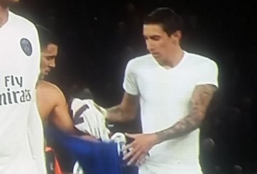 VIDEO: Hành động khiến CĐV Chelsea phẫn nộ của Hazard và Di Maria
