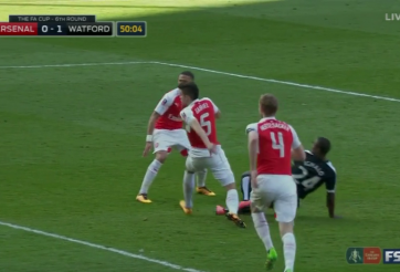 VIDEO: Ighalo bất ngờ mở tỷ số cho Watford