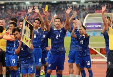 HLV Kiatisak tự tin giúp Thái Lan đánh bại Iraq