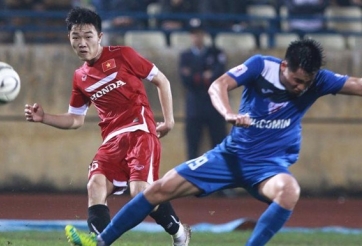 VIDEO: Xuân Trường sút xa nguy hiểm về phía khung thành Quảng Ninh