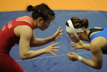 VIDEO: Đô vật Nguyễn Thị Lụa giành vé dự Olympic 2016