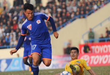 VIDEO: Mạc Hồng Quân thay đổi mạnh mẽ trong màu áo Than Quảng Ninh