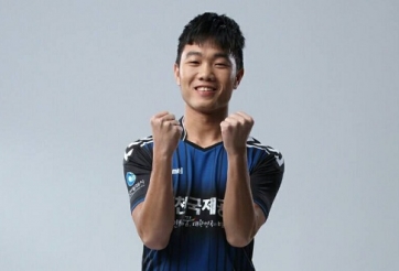 Incheon Utd chúc mừng màn trình diễn của Lương Xuân Trường
