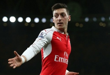 Barca tính đổi ba ngôi sao lấy Mesut Ozil