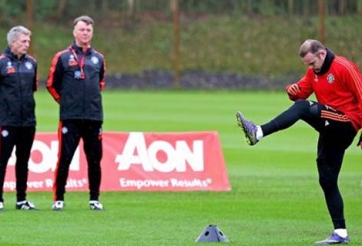 Rooney mang tin vui đến cho Man Utd