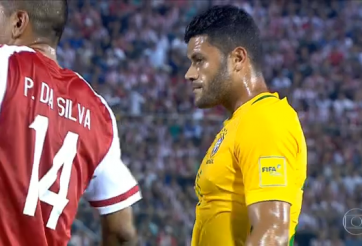 VIDEO: Cú sút 'không thể tin nổi' của Hulk ở trận Paraguay - Brazil