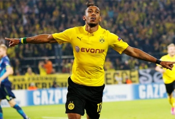 Dortmund hét giá siêu khủng cho Aubameyang