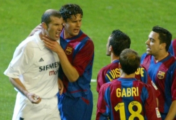 VIDEO: Màn đại chiến nảy lửa giữa Zidane và Luis Enrique thời Galacticos 1.0