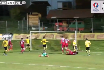 VIDEO: Pha hãm thành xui xẻo nhất của năm