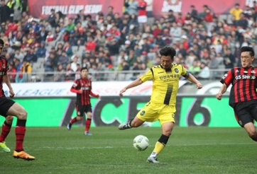 Xuân Trường không được đăng ký, Incheon thua trận thứ 3 liên tiếp