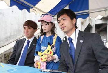 Hậu trường 4/4: Không được ra sân, Công Phượng được giao nhiệm vụ đặc biệt