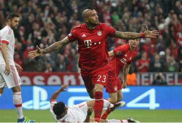 Vidal tỏa sáng, Bayern nhọc nhằn đánh bại Benfica