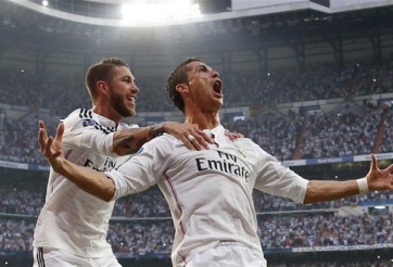 VIDEO: Ronaldo tỏa sáng với 1 kiến tạo và 1 bàn thắng chỉ trong 2 phút