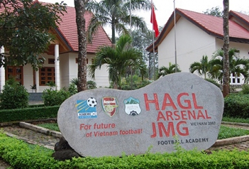 Bầu Đức thế chấp Học viện HAGL để vay vốn