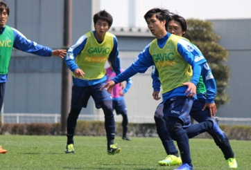 Công Phượng tập chiến thuật cùng Mito HollyHock