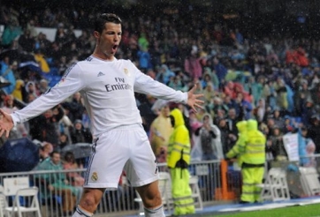 VIDEO: Cú đúp chỉ trong 2 phút của Ronaldo vào lưới Wolfsburg