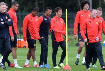 Đội bóng xuống hạng chấm ‘người cũ’ của Man Utd làm HLV mùa tới