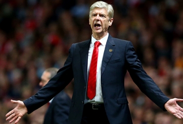 HLV Arsene Wenger thừa nhận hết cơ hội vô địch