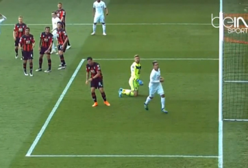 VIDEO: Khi Sturridge ôm đầu tiếc nuối dù kiến tạo cho đồng đội ghi bàn