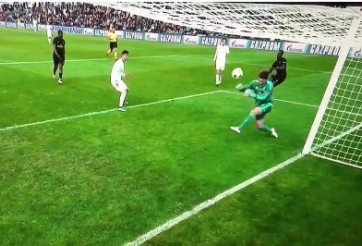 VIDEO: Con trai Zidane để thủng lưới vì... sợ bóng khi khoác áo đội trẻ Real