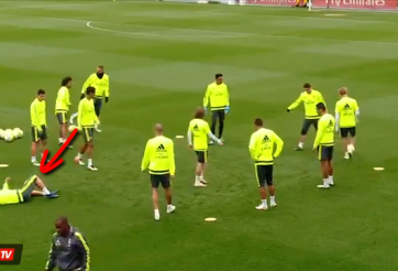 VIDEO: Pha bóng hồn nhiên như trẻ thơ của Ronaldo trên sân tập
