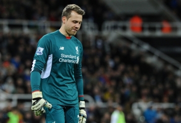 VIDEO: Sai lầm của thủ thành Mignolet khiến Liverpool nhận bàn thua
