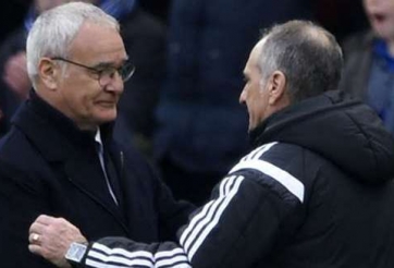 Đến đối thủ cũng mừng vì... thua Leicester