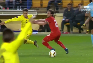 VIDEO: Sao Villarreal 2 lần xâu kim đối phương ở trận gặp Liverpool