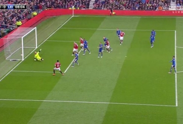 VIDEO: Valencia kiến tạo, Anthony Martial mở tỷ số cho Man Utd