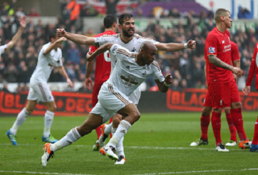 Ayew tỏa sáng, Swansea đại thắng Liverpool tại Liberty