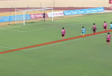 VIDEO: Bàn thắng nhanh nhất lịch sử V-League bị 'cướp' bởi trọng tài