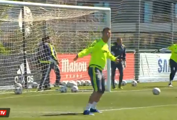 VIDEO: Ronaldo tập luyện trở lại trước thềm đại chiến Man City