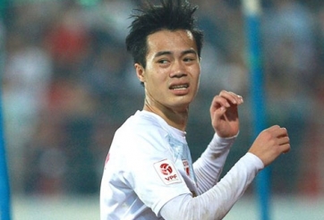 Điểm tin chiều 4/5: Ban kỷ luật xử lý vụ Văn Toàn bức xúc trọng tài