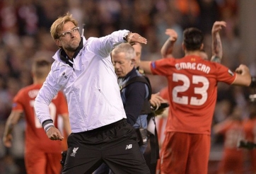 VIDEO: HLV Jurgen Klopp ăn mừng chiến tích trên SVĐ Anfield