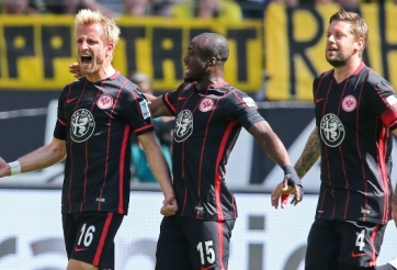 Video bàn thắng: Frankfurt 1-0 Dortmund (Vòng 33 - Bundesliga)