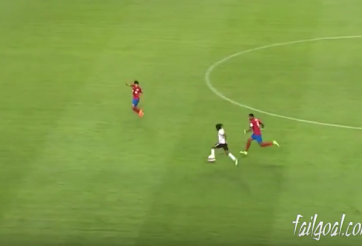 VIDEO: Cựu sao Arsenal solo 70m rồi ghi bàn ở giải VĐQG Trung Quốc