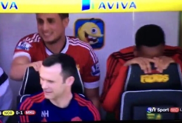 VIDEO: Martial cười trêu màn thay người hụt của Januzaj