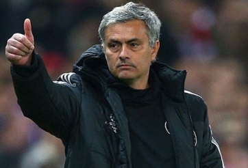 Ngôi sao Chelsea bóng gió muốn theo Mourinho tới MU