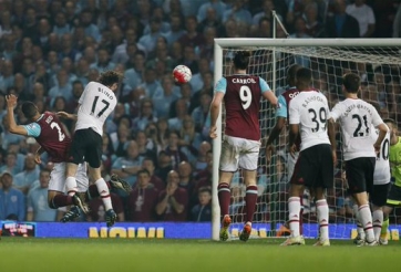 Video bàn thắng: West Ham 3-2 Man Utd (Đấu bù Vòng 35 Ngoại hạng Anh)
