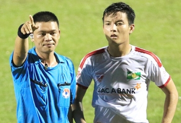 HLV Lê Thụy Hải lên tiếng về chuyện treo còi trọng tài Hà Anh Chiến