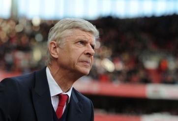 Hé lộ bản hợp đồng mới của HLV Arsene Wenger