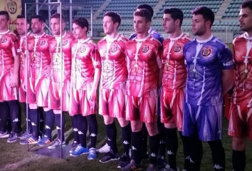 CLB Tây Ban Nha ra mắt mẫu áo đấu gây sốc