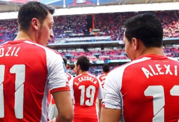 Báo Anh: Arsenal giữ chân thành công Mesut Ozil