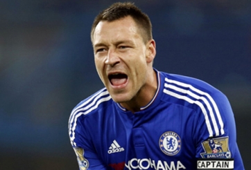 Chelsea đề nghị gia hạn với Terry